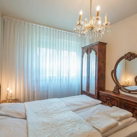 Royal Luxus Wellness Siófok