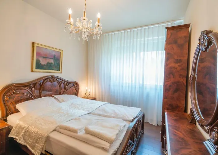 Royal Luxus Wellness Шиофок