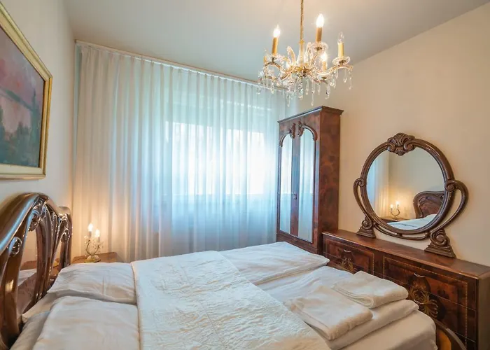 Royal Luxus Wellness Шиофок